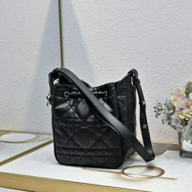 Picture of Dior Handbags _SKUfw239234561fw